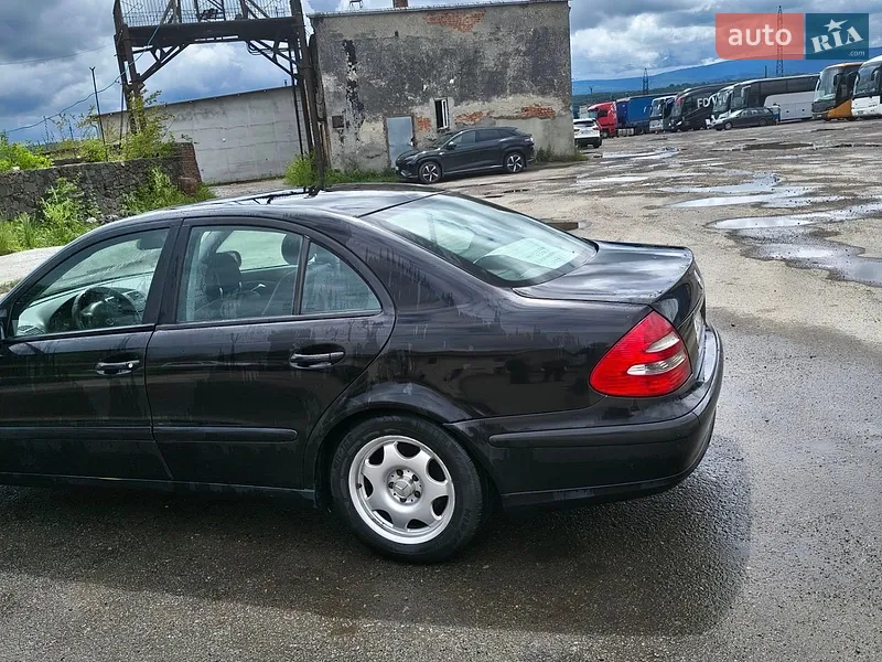 Mercedes-Benz E-Class 2004
