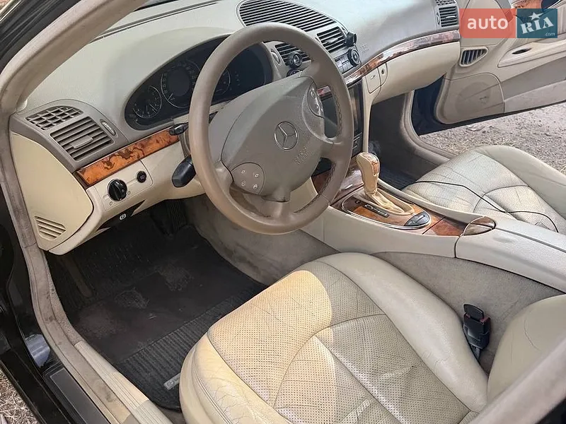 Mercedes-Benz E-Class 2003 VIN WDB2110281A340670 фото оголошення 25 з 66