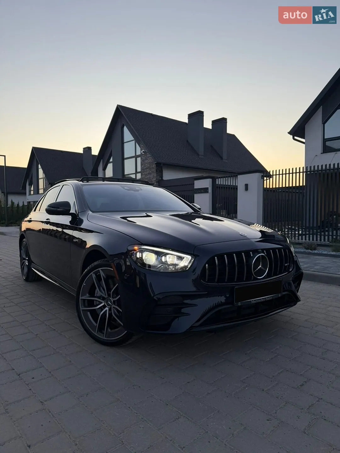 2021 Mercedes-Benz E-klasse - фото 1