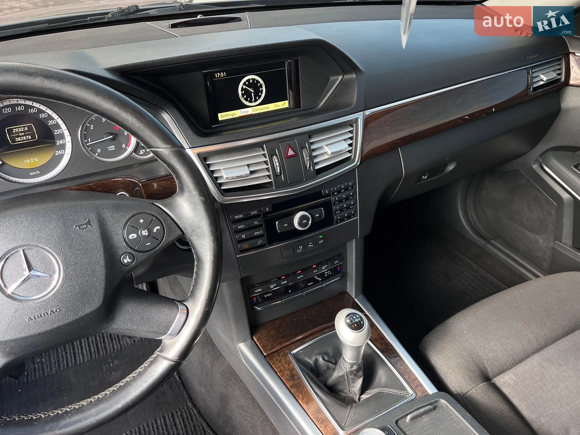 2011 Mercedes-Benz E-klasse - мініатюра 22
