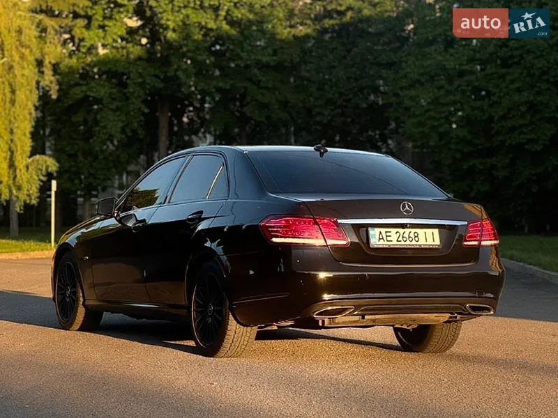 Mercedes-Benz E-Class 2011 VIN WDD2120411A496077 фото оголошення 16 з 68