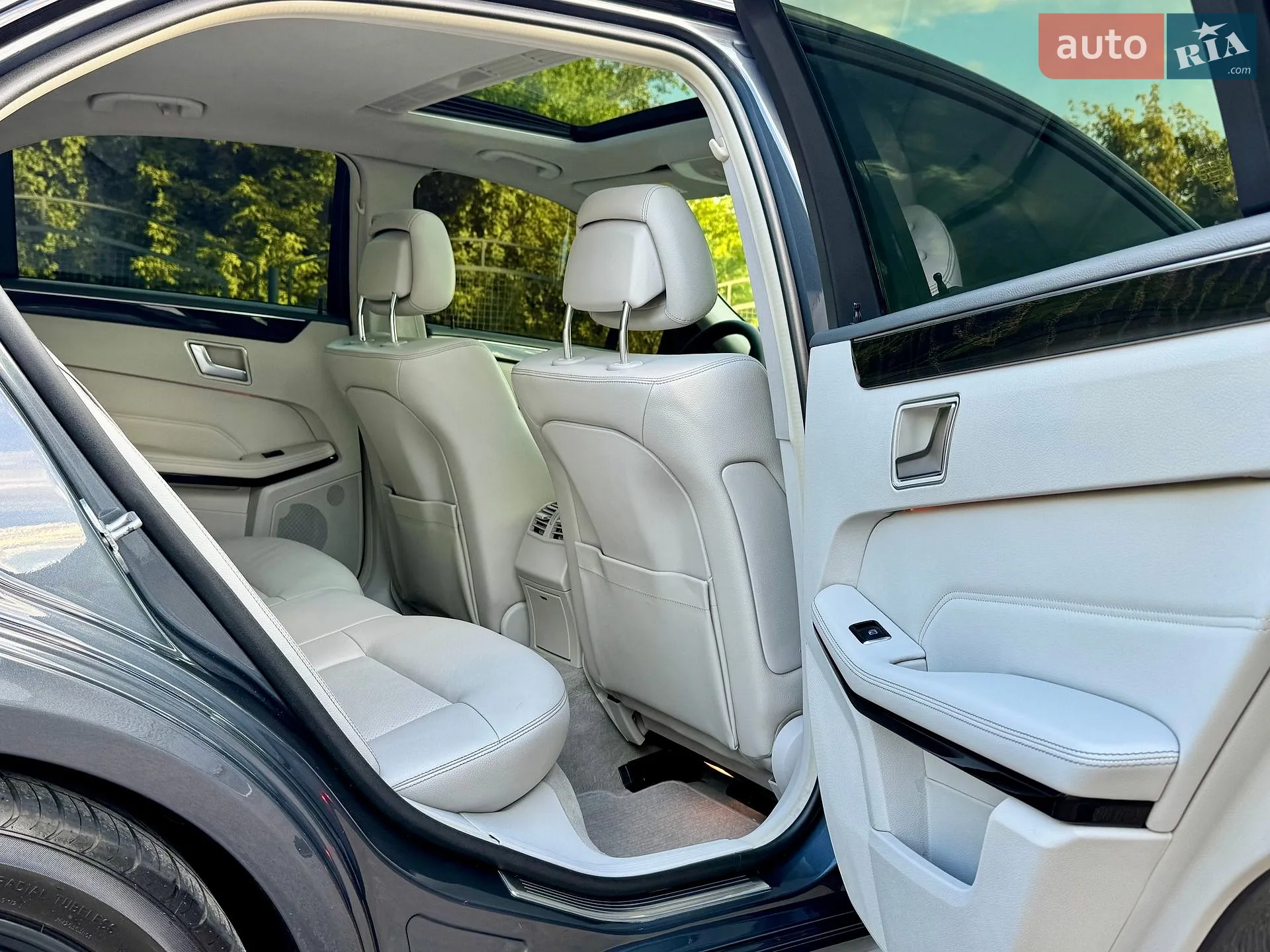 2014 Mercedes-Benz E-klasse - мініатюра 23