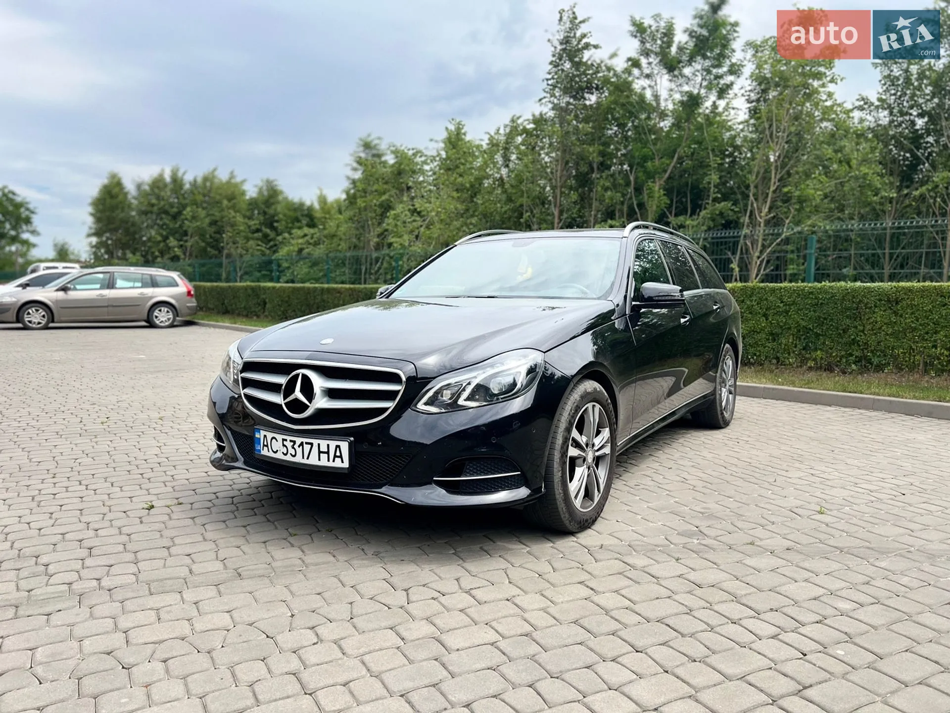 2015 Mercedes-Benz E-klasse - фото 1