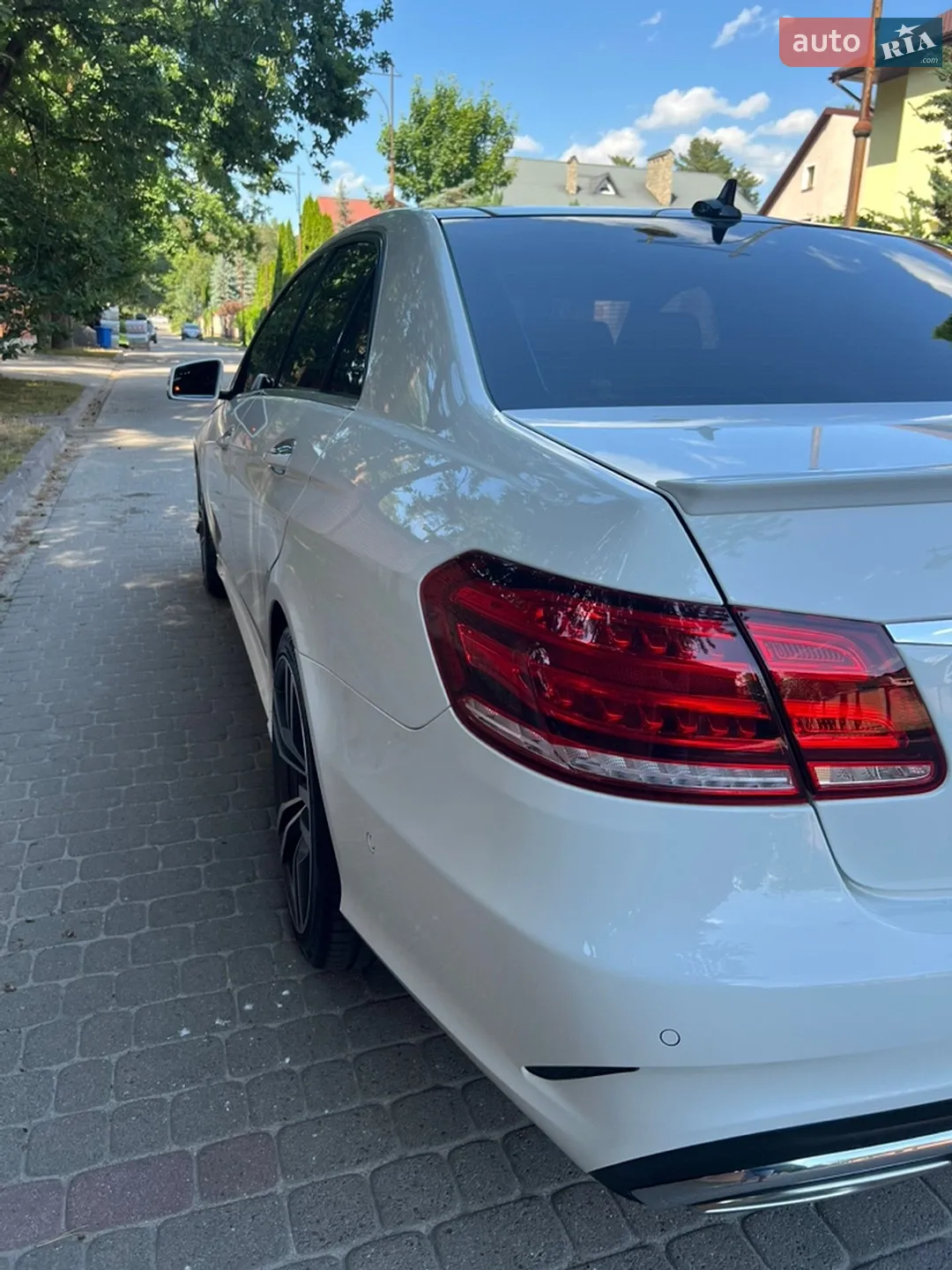 Mercedes-Benz E-Class 2015 VIN WDDHF9HB7GB186586 фото оголошення 7 з 58