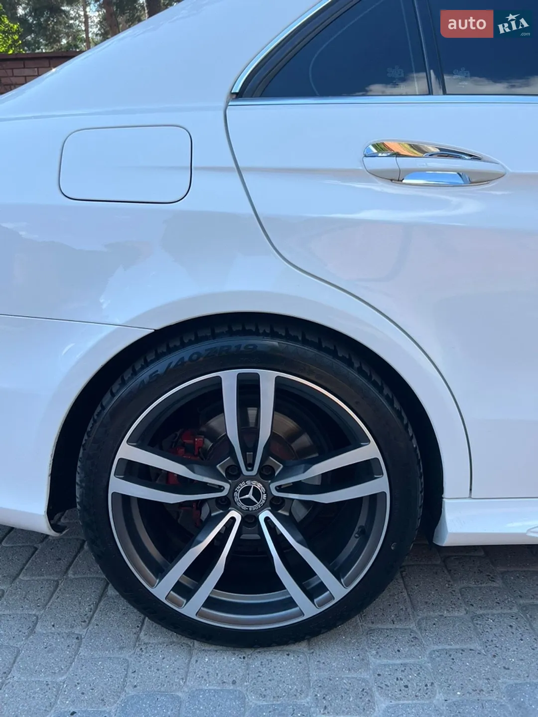 Mercedes-Benz E-Class 2015 VIN WDDHF9HB7GB186586 фото оголошення 17 з 58