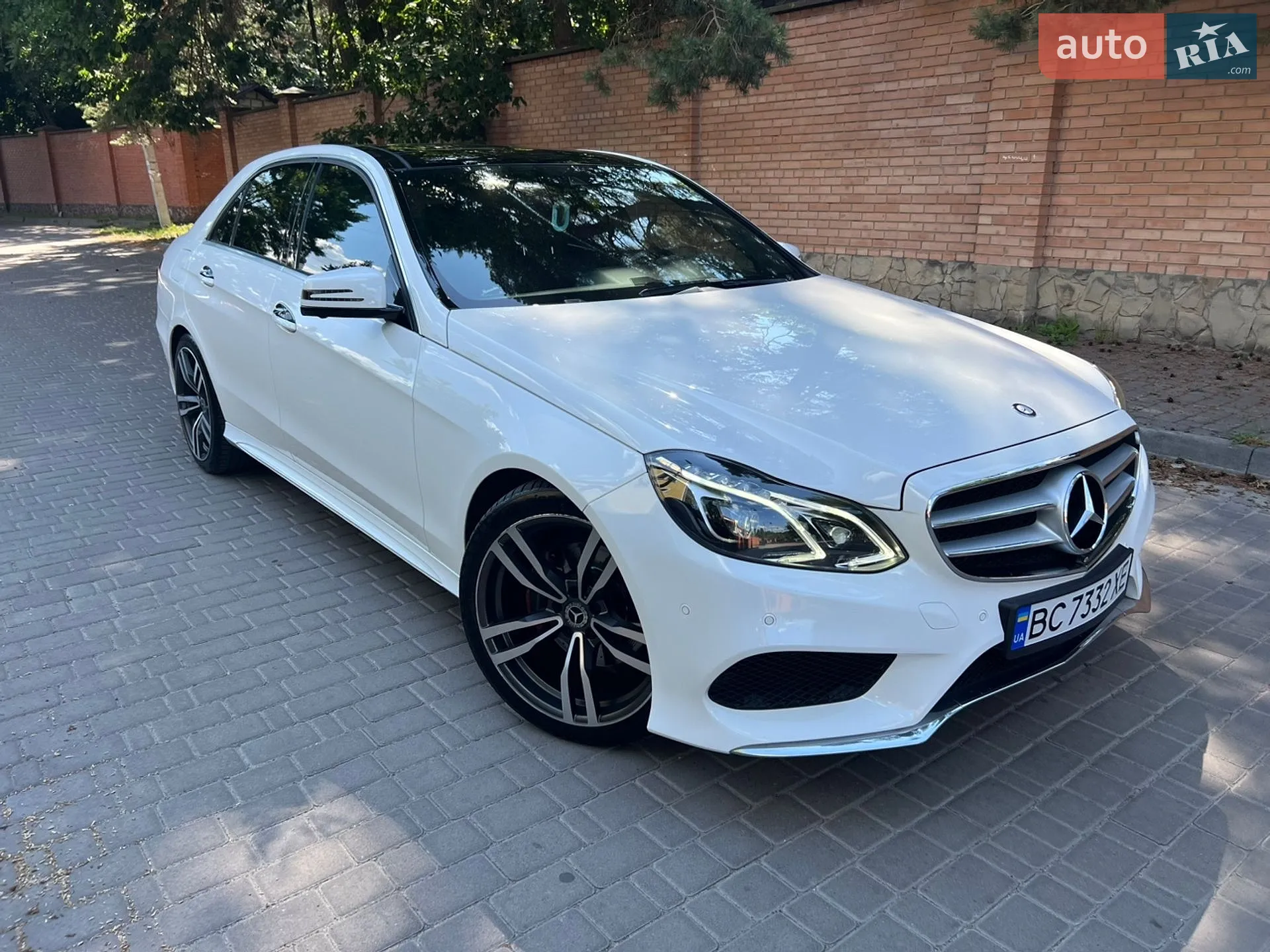 Mercedes-Benz E-Class 2015 VIN WDDHF9HB7GB186586 фото оголошення 18 з 58