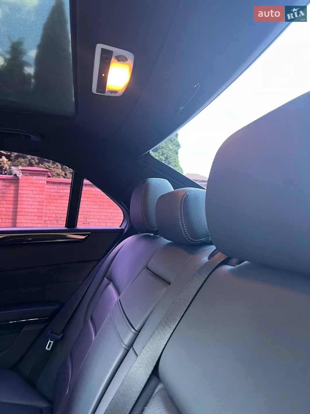 Mercedes-Benz E-Class 2015 VIN WDDHF9HB7GB186586 фото оголошення 36 з 58