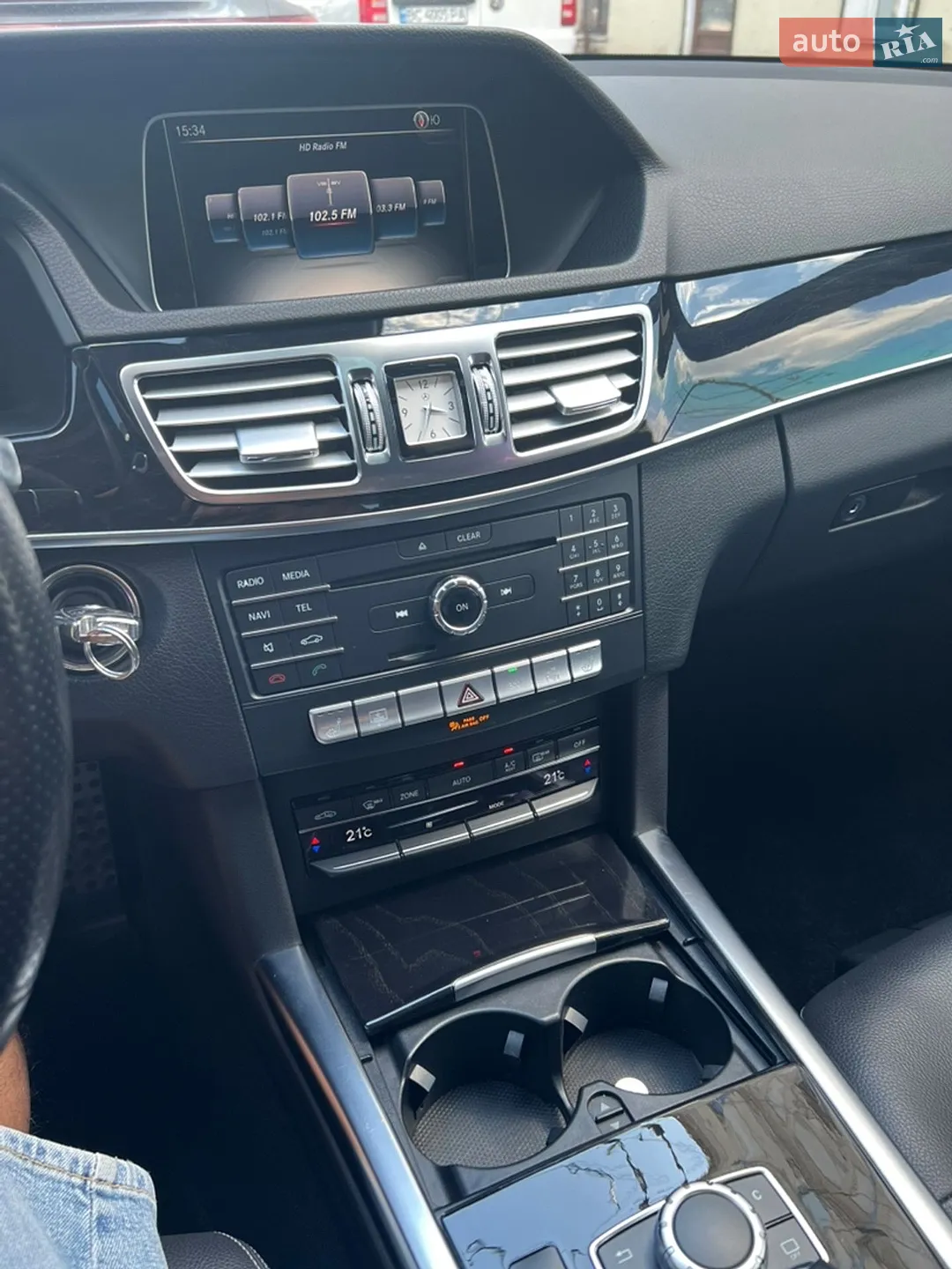 Mercedes-Benz E-Class 2015 VIN WDDHF9HB7GB186586 фото оголошення 46 з 58