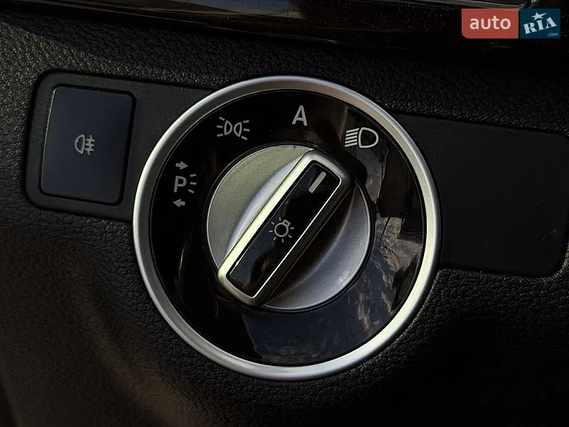 Mercedes-Benz E-Class 2011 VIN WDD2120871A432826 фото оголошення 16 з 55
