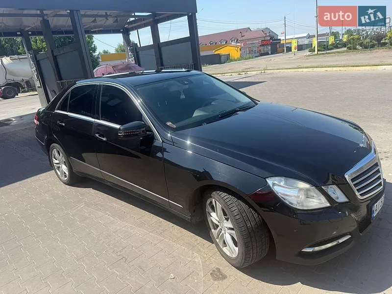 Mercedes-Benz E-Class 2011