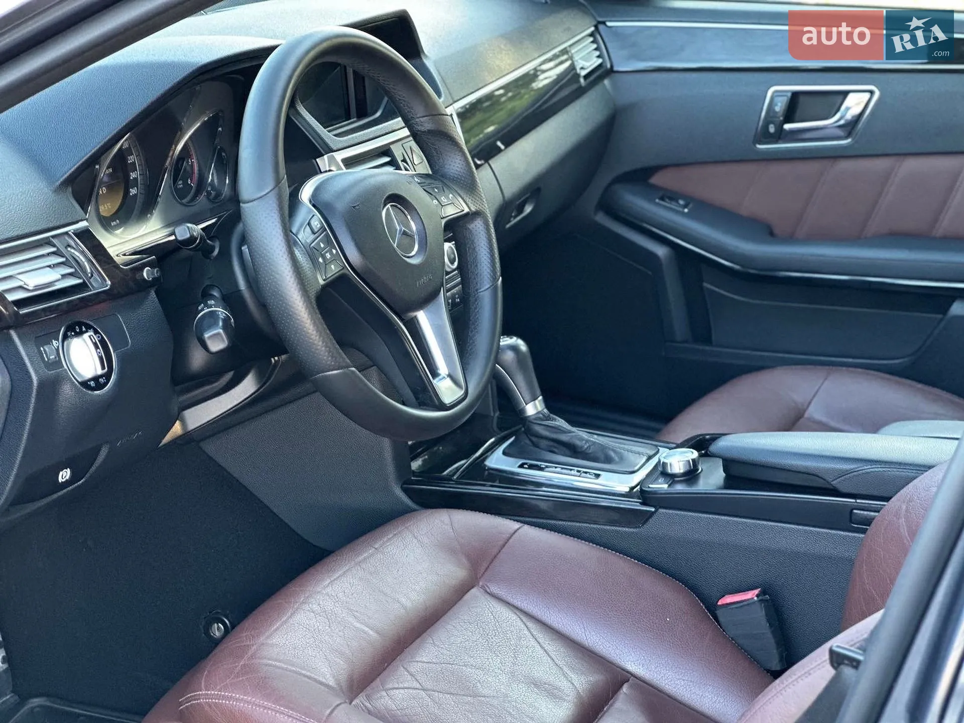 2010 Mercedes-Benz E-klasse - мініатюра 11