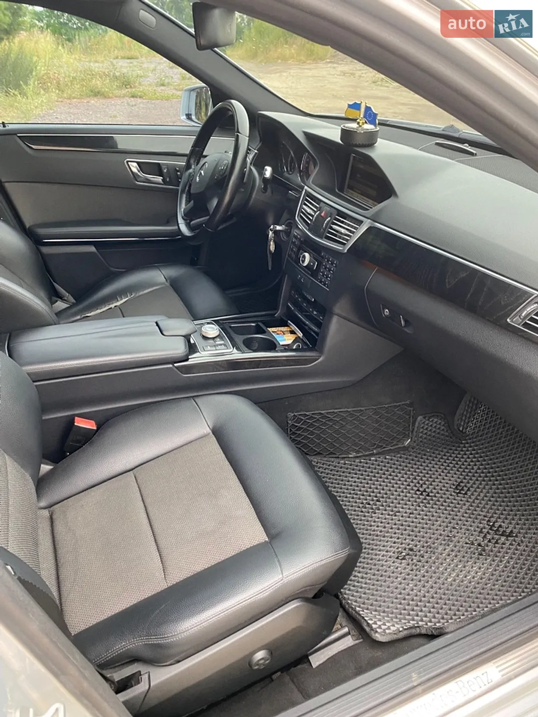 2010 Mercedes-Benz E-klasse - мініатюра 20