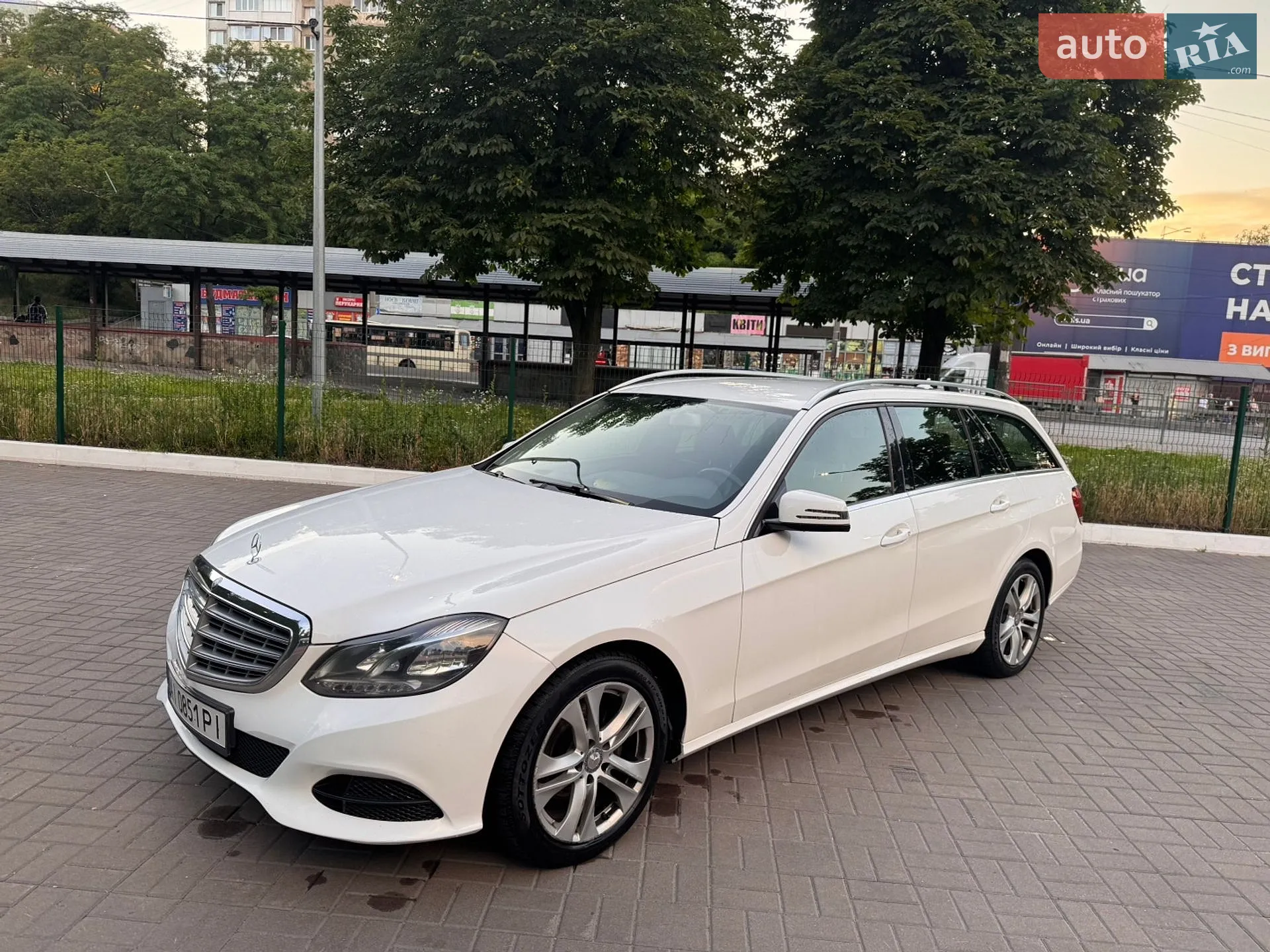 2016 Mercedes-Benz E-klasse - фото 1
