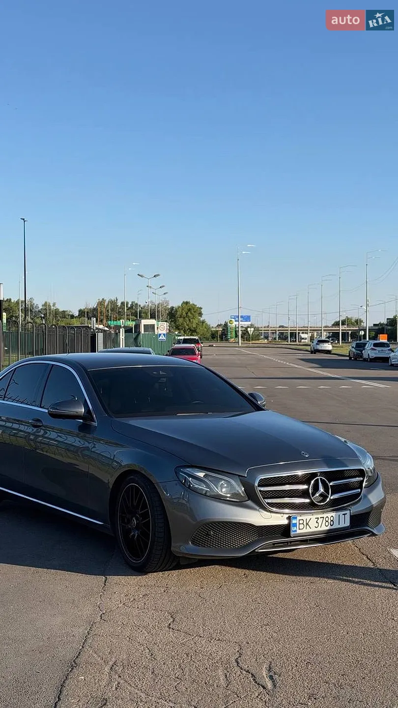 2019 Mercedes-Benz E-klasse - мініатюра 2