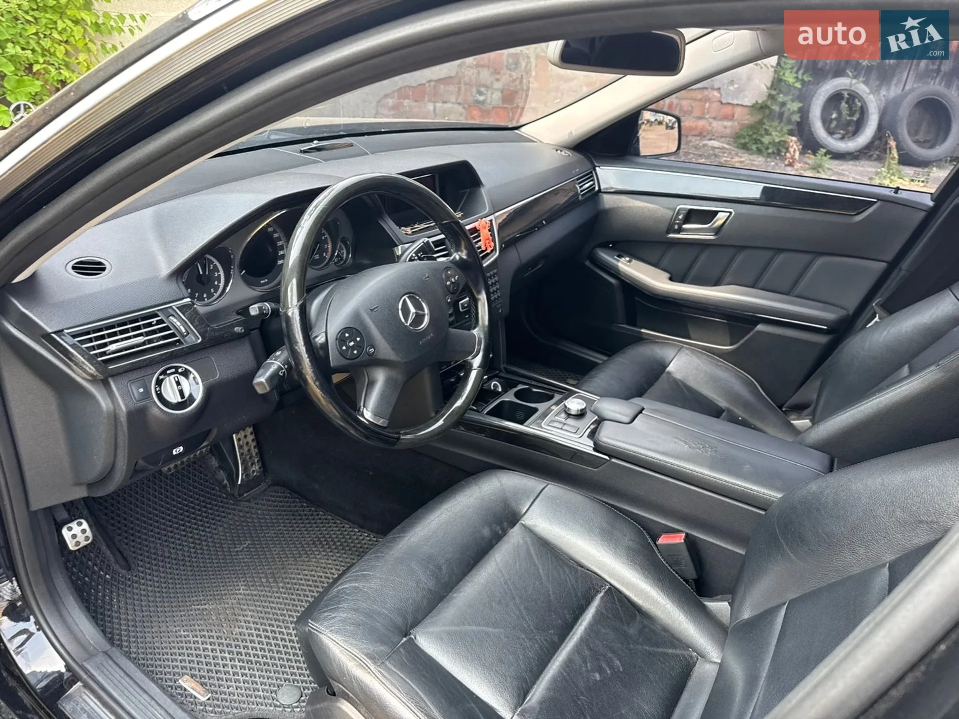 2012 Mercedes-Benz E-klasse - мініатюра 10