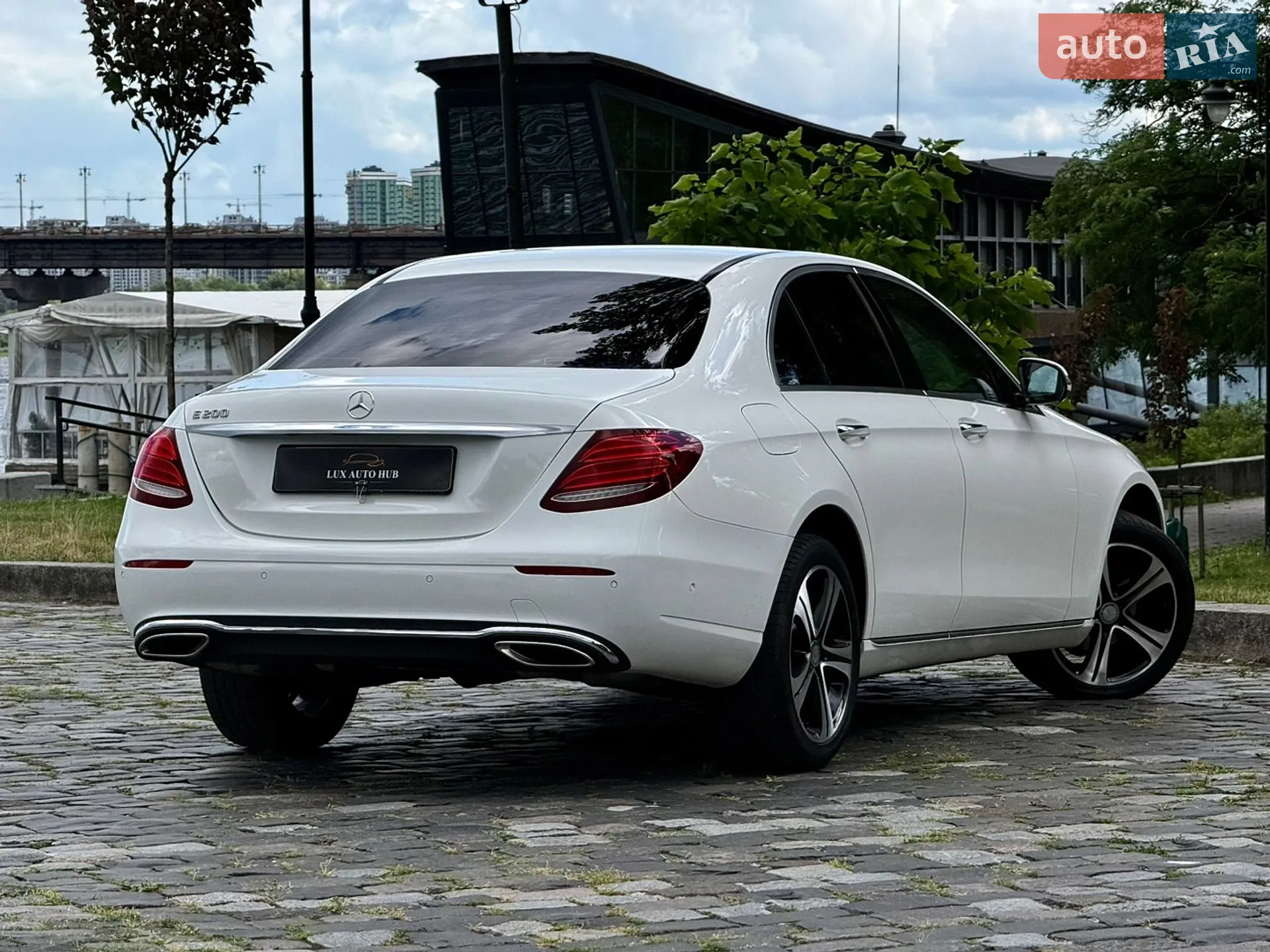2016 Mercedes-Benz E-klasse - мініатюра 24
