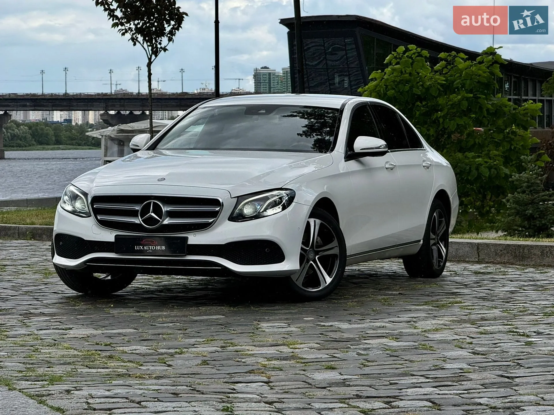 2016 Mercedes-Benz E-klasse - мініатюра 29