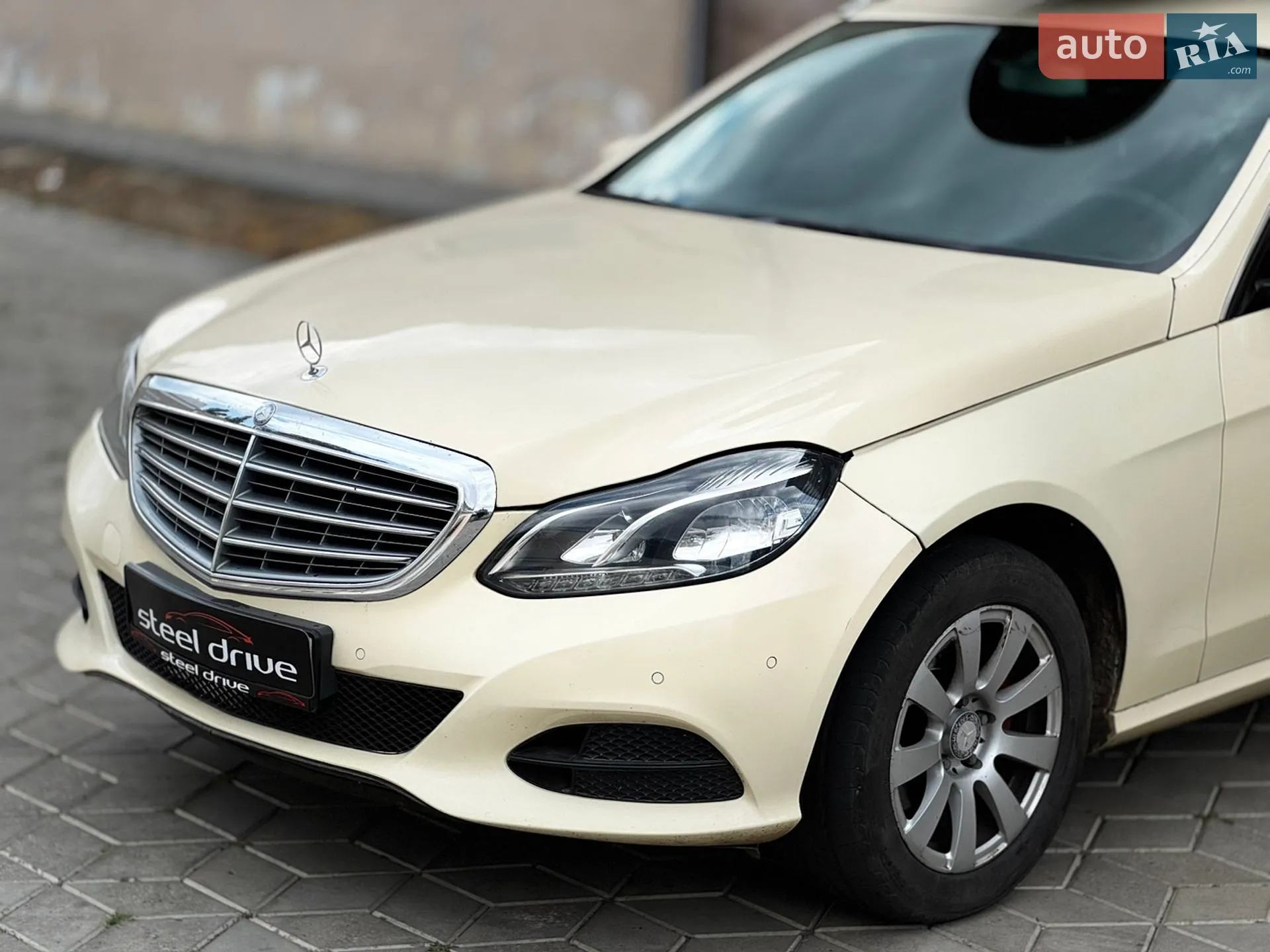 2016 Mercedes-Benz E-klasse - мініатюра 4