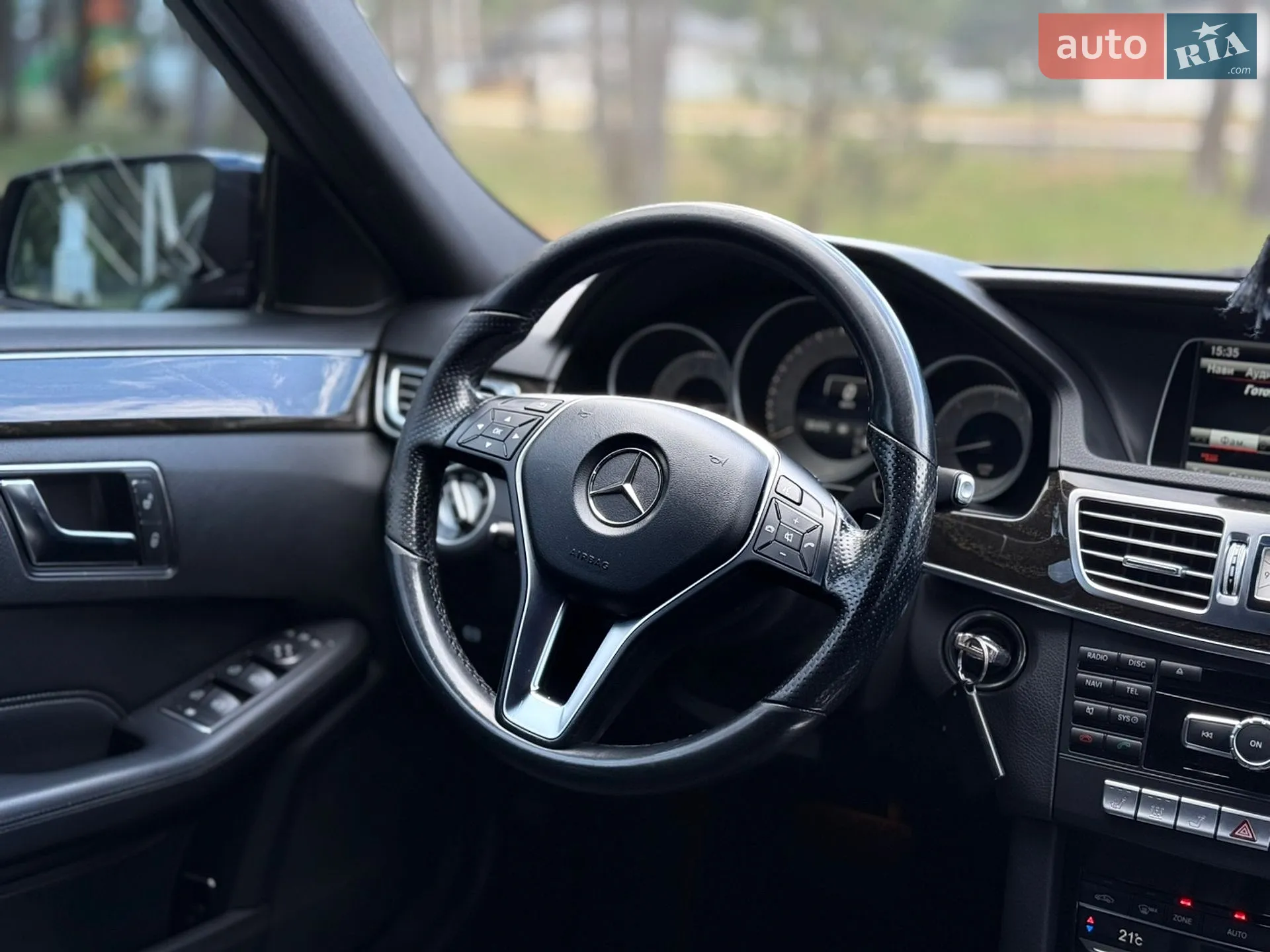 2014 Mercedes-Benz E-klasse - мініатюра 32