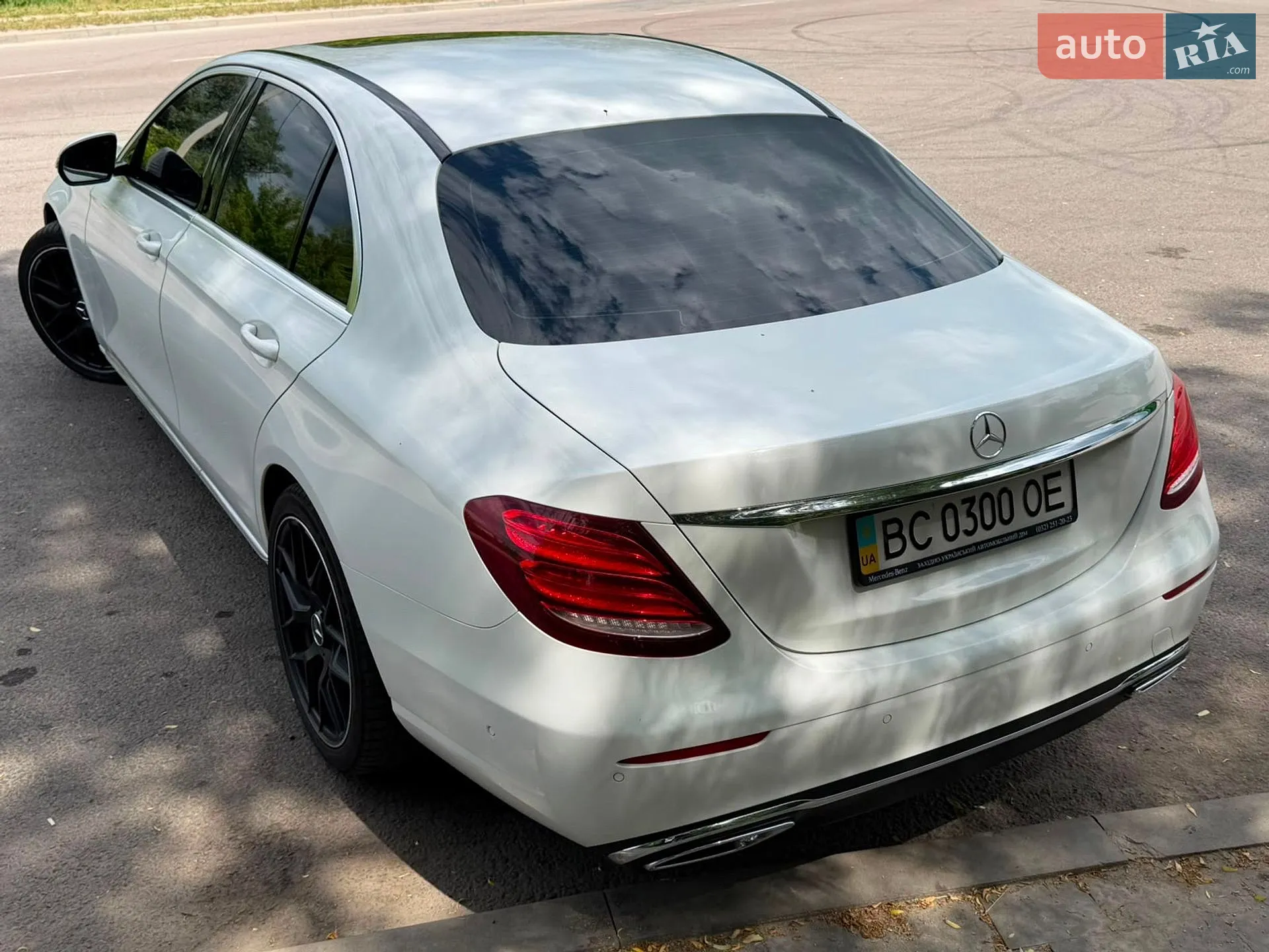 2016 Mercedes-Benz E-klasse - мініатюра 14