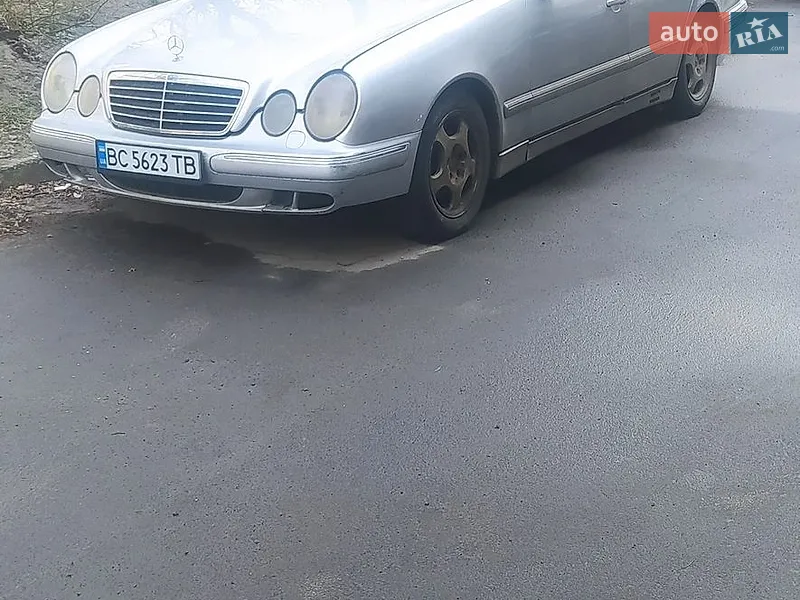Mercedes-Benz E-Class 2000