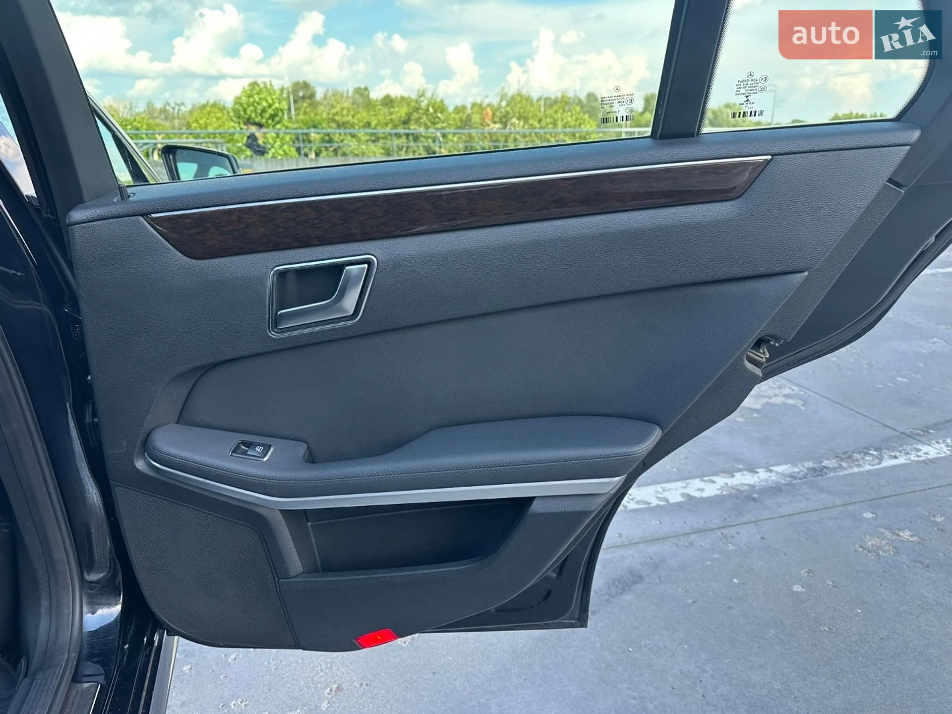 2012 Mercedes-Benz E-klasse - мініатюра 20