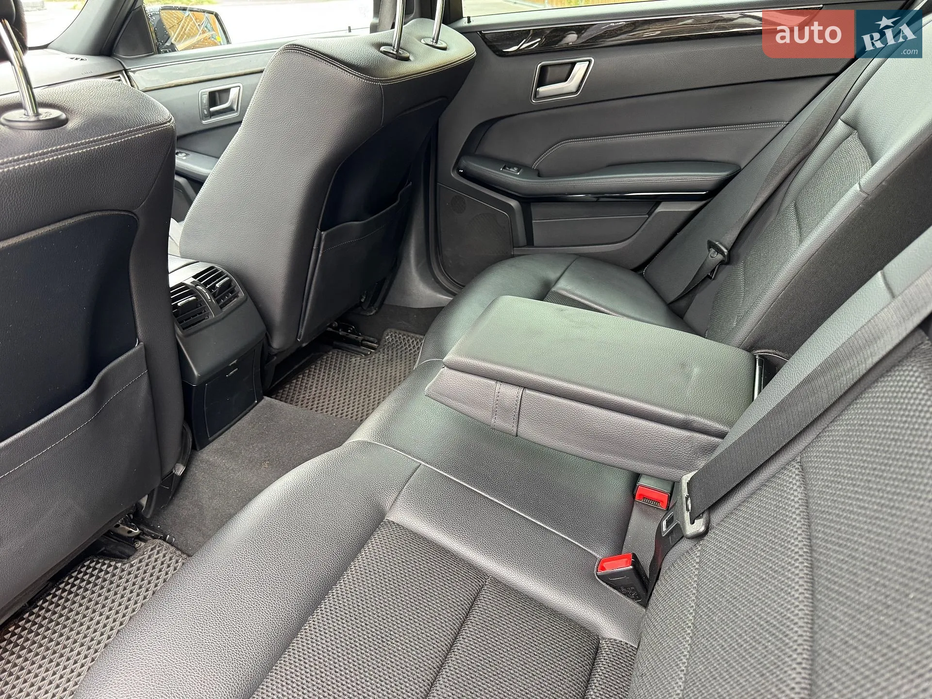 2015 Mercedes-Benz E-klasse - мініатюра 30