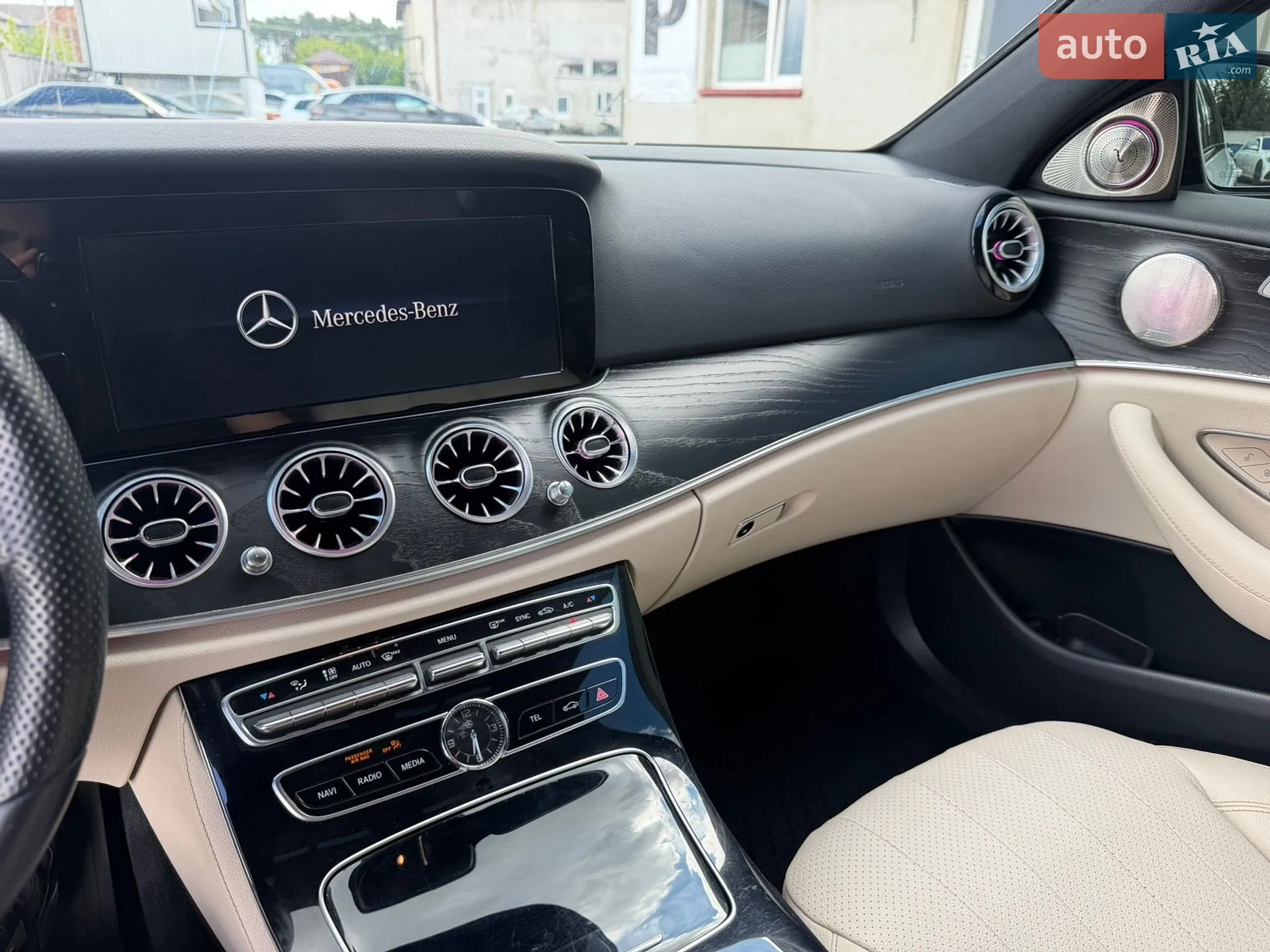 2017 Mercedes-Benz E-klasse - мініатюра 23