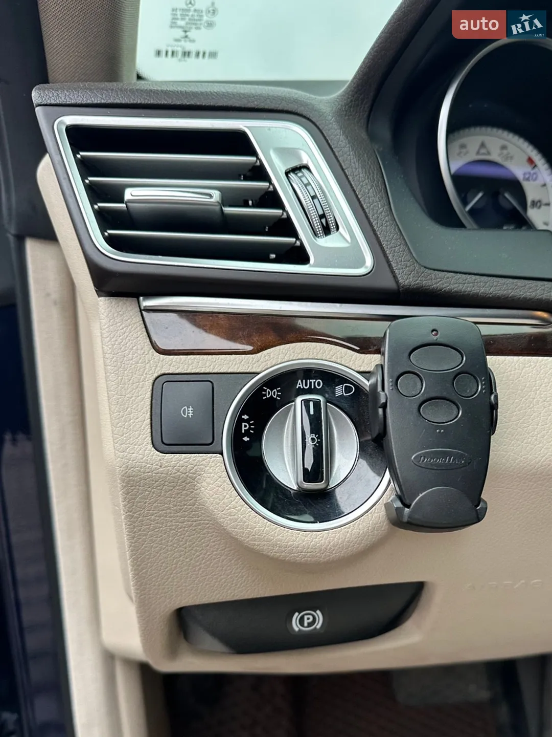 2013 Mercedes-Benz E-klasse - мініатюра 37