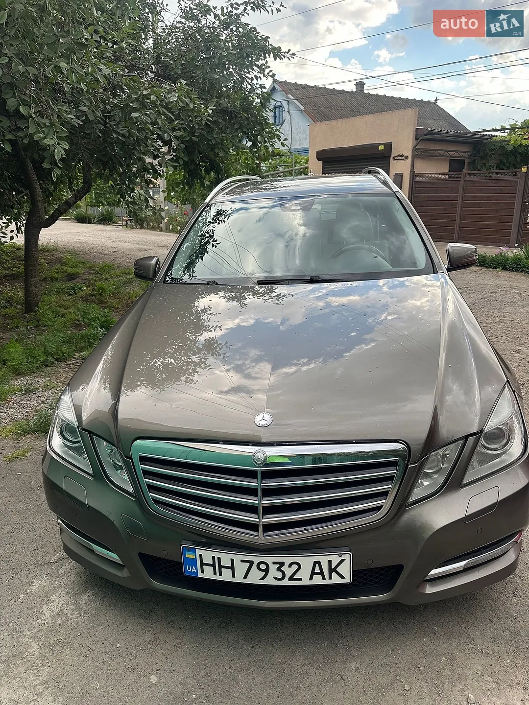 2010 Mercedes-Benz E-klasse - мініатюра 2