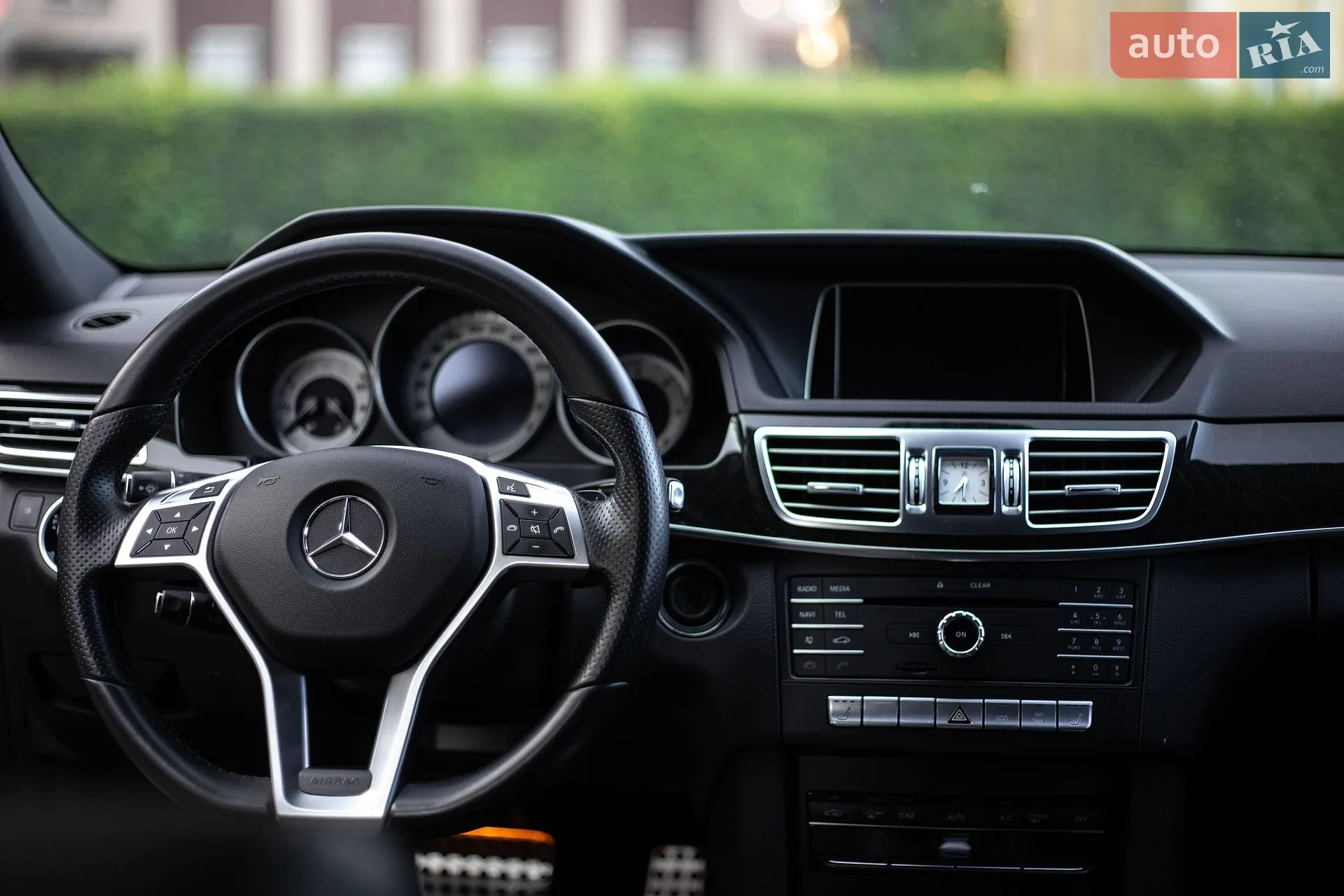 2015 Mercedes-Benz E-klasse - мініатюра 23