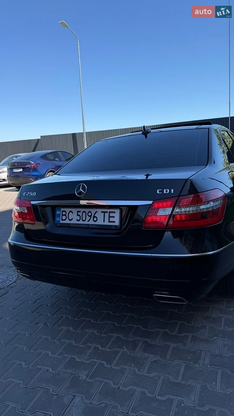 2010 Mercedes-Benz E-klasse - мініатюра 33