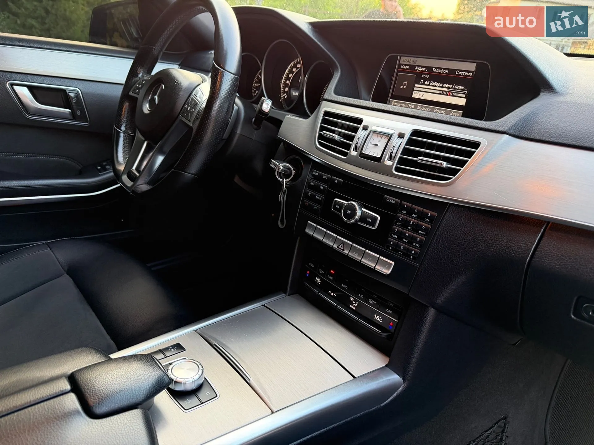2013 Mercedes-Benz E-klasse - мініатюра 31