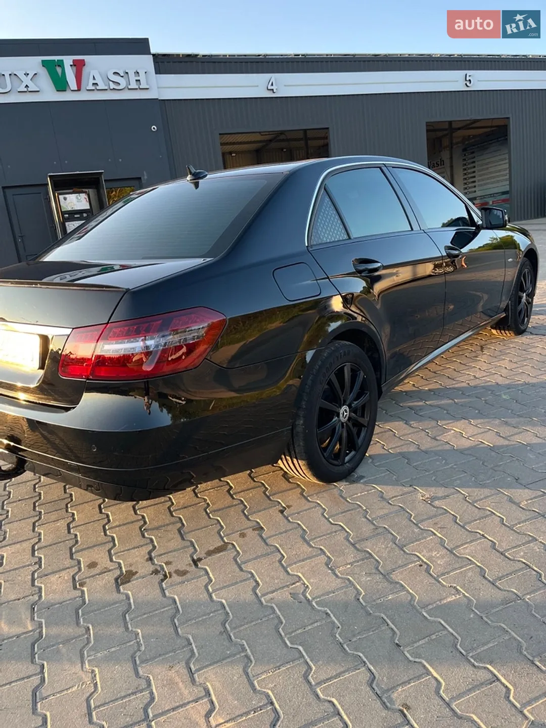 2010 Mercedes-Benz E-klasse - мініатюра 6