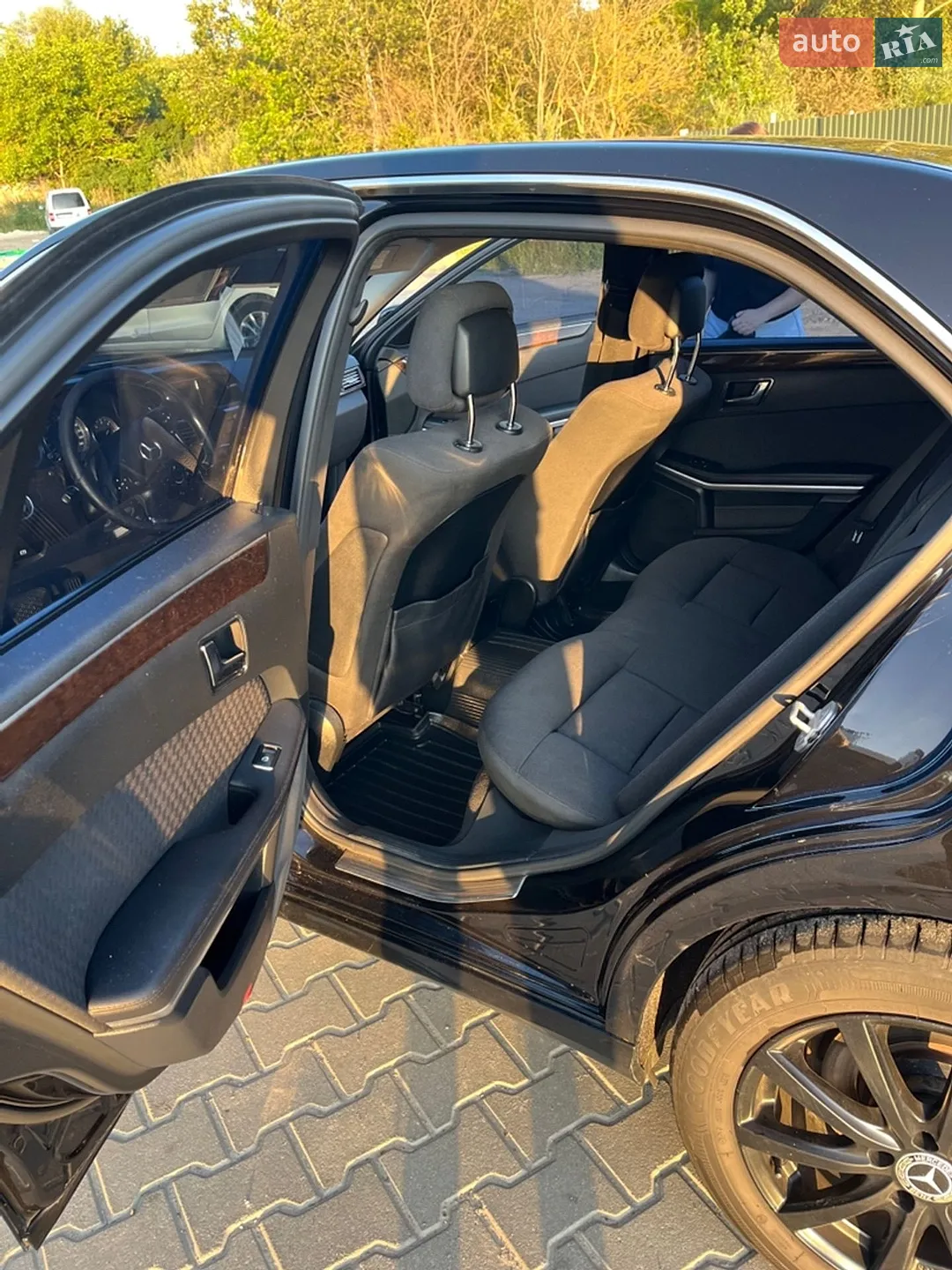 2010 Mercedes-Benz E-klasse - мініатюра 21