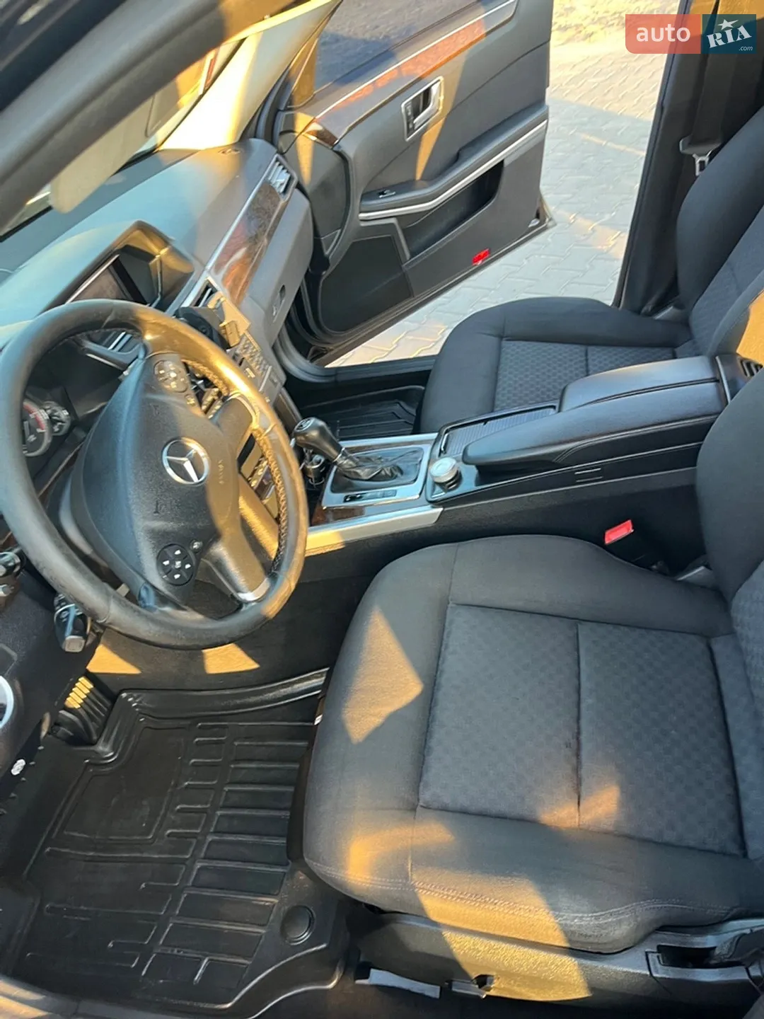 2010 Mercedes-Benz E-klasse - мініатюра 22