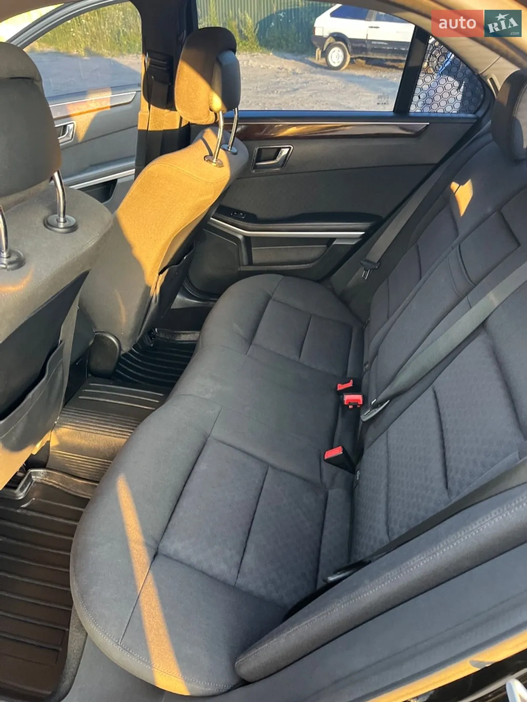 2010 Mercedes-Benz E-klasse - мініатюра 25