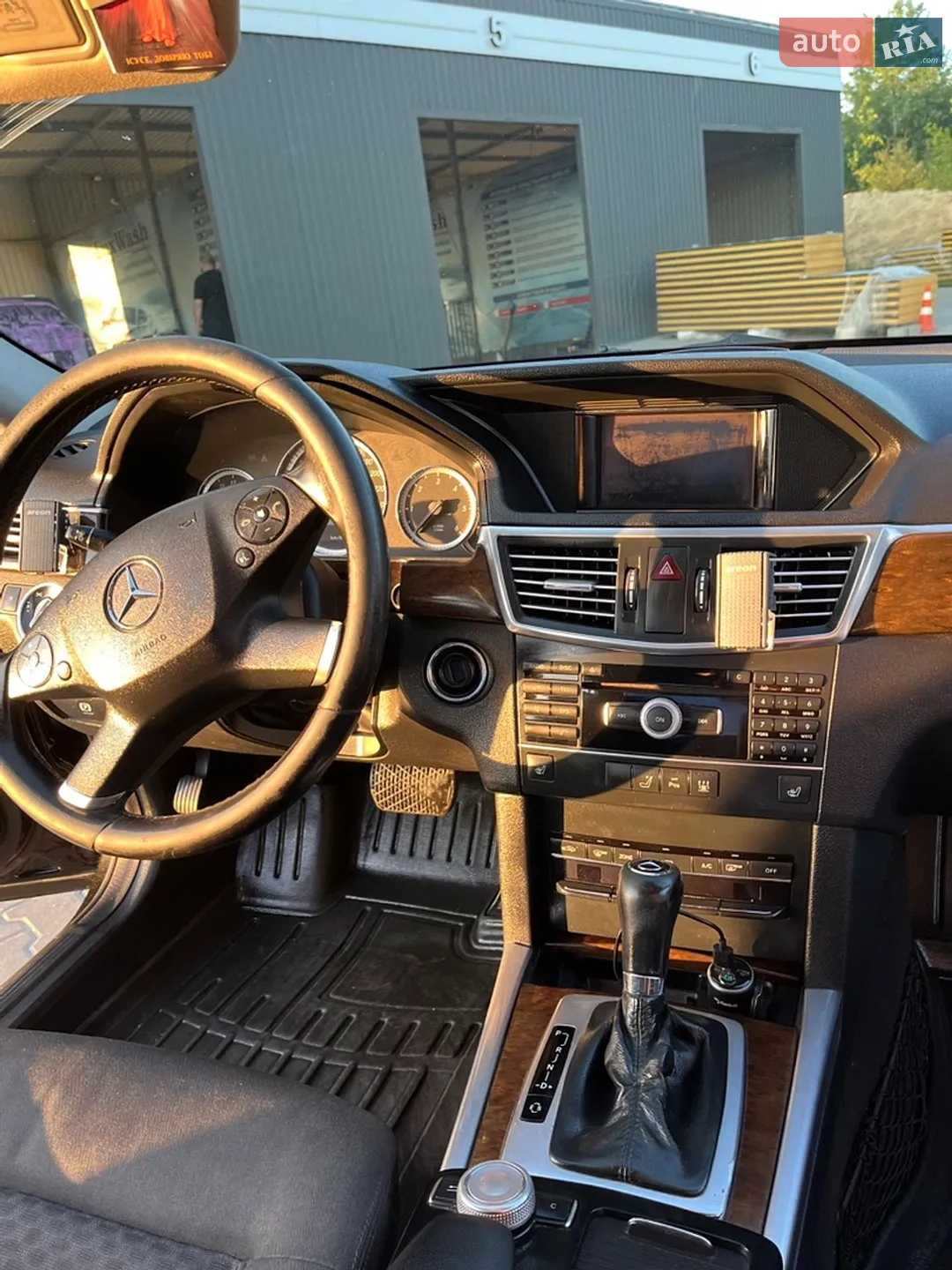 2010 Mercedes-Benz E-klasse - мініатюра 42