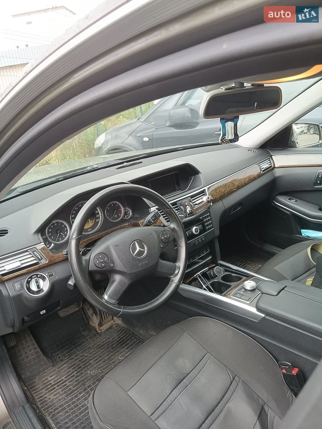 2012 Mercedes-Benz E-klasse - мініатюра 6