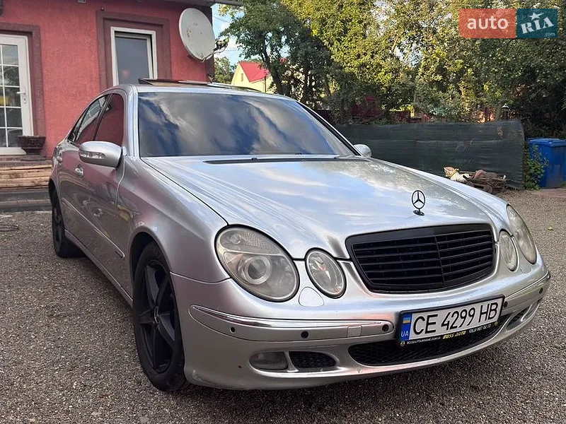 Mercedes-Benz E-Class 2005