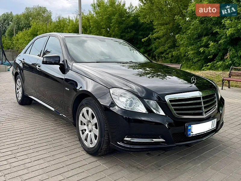 Mercedes-Benz E-Class 2012