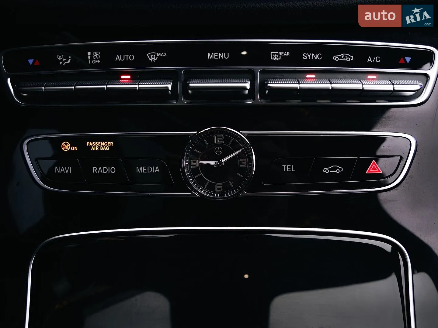 2016 Mercedes-Benz E-klasse - мініатюра 22