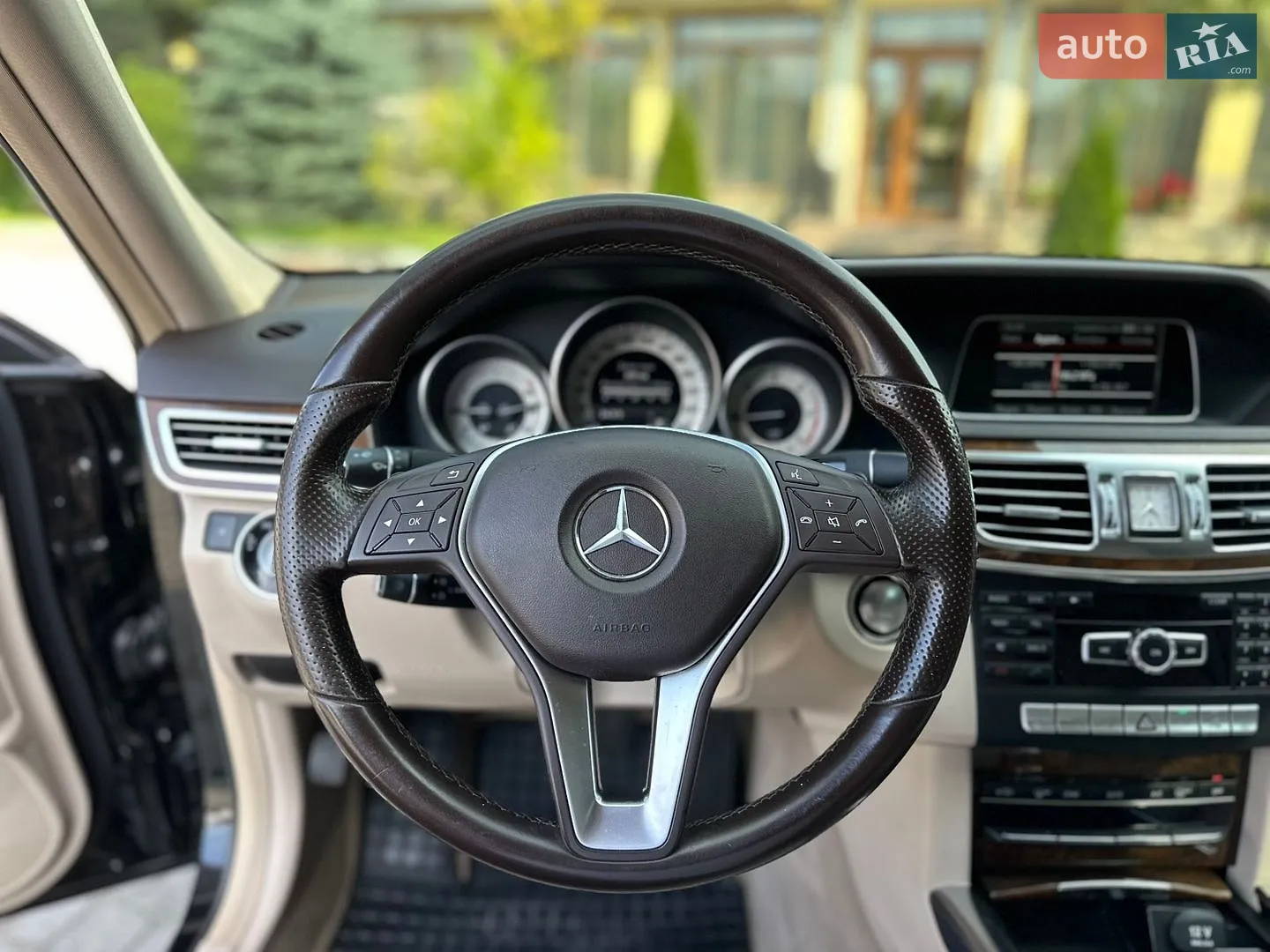 2013 Mercedes-Benz E-klasse - мініатюра 21