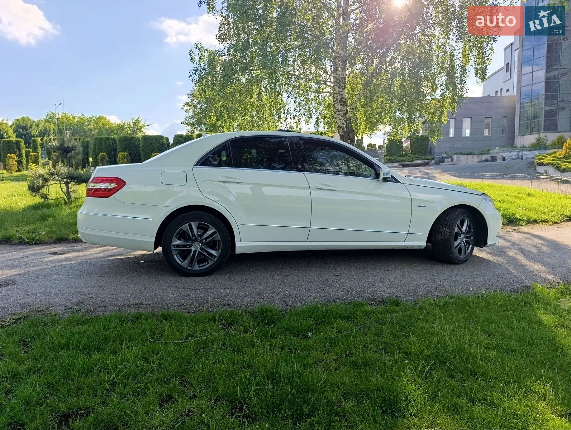 2011 Mercedes-Benz E-klasse - мініатюра 22