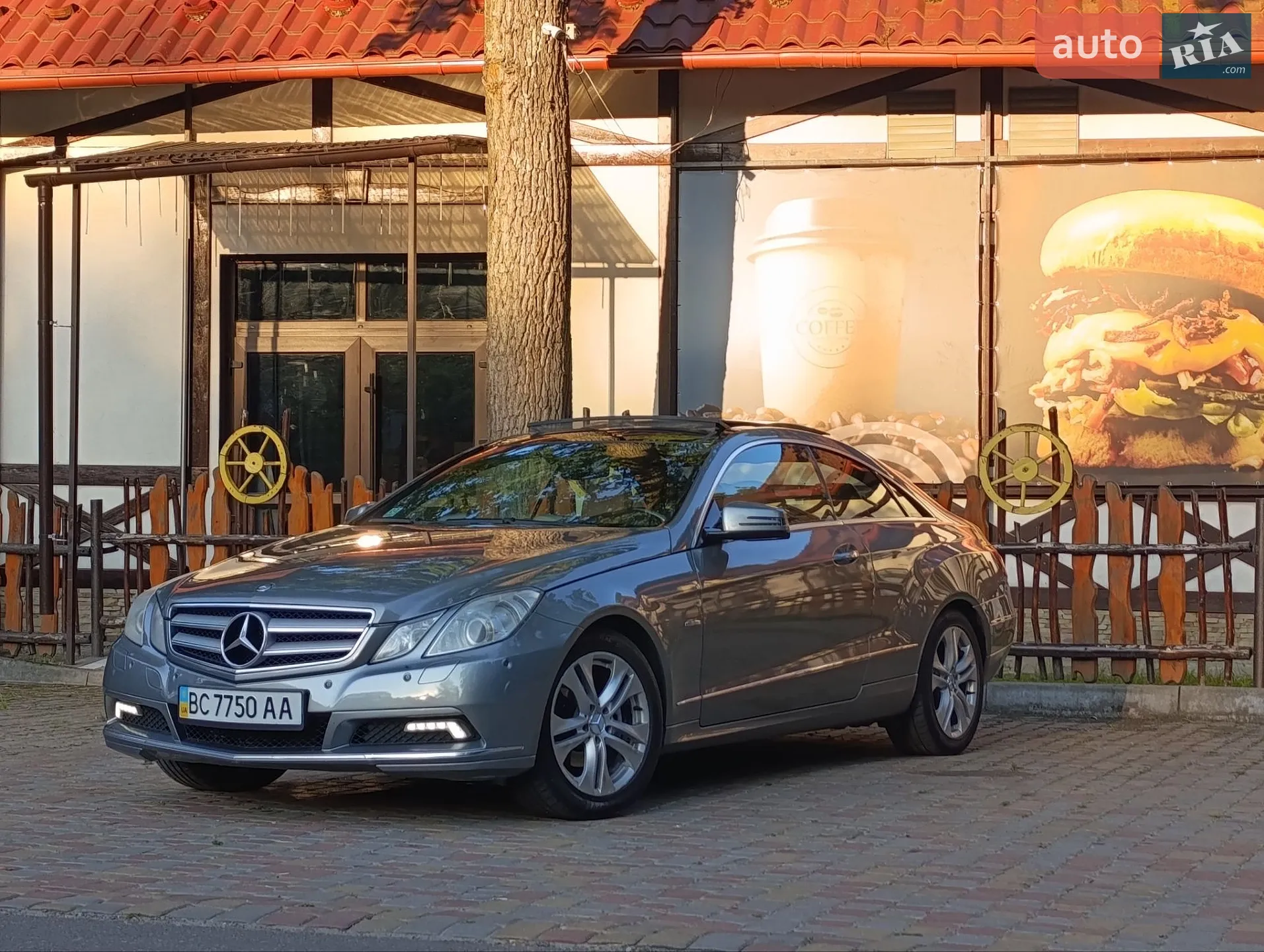 2010 Mercedes-Benz E-klasse - мініатюра 13