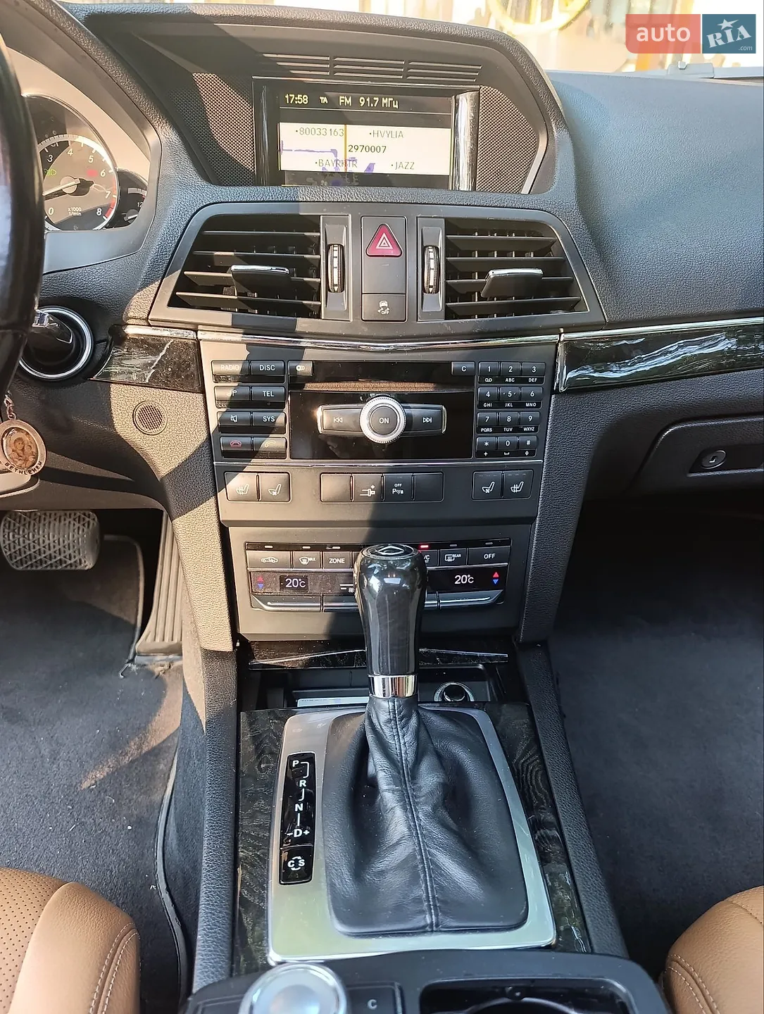 2010 Mercedes-Benz E-klasse - мініатюра 32