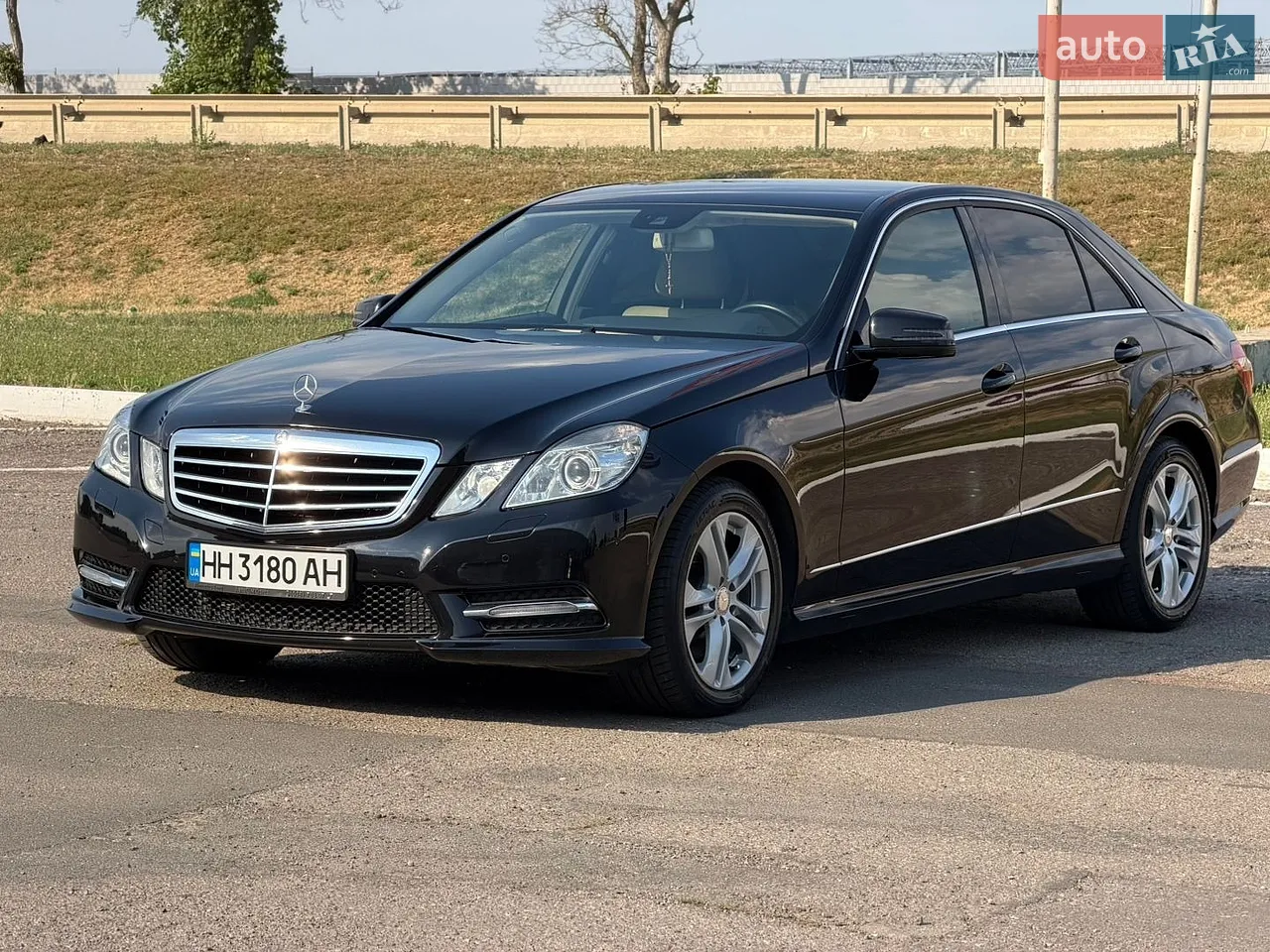 2014 Mercedes-Benz E-klasse - мініатюра 75