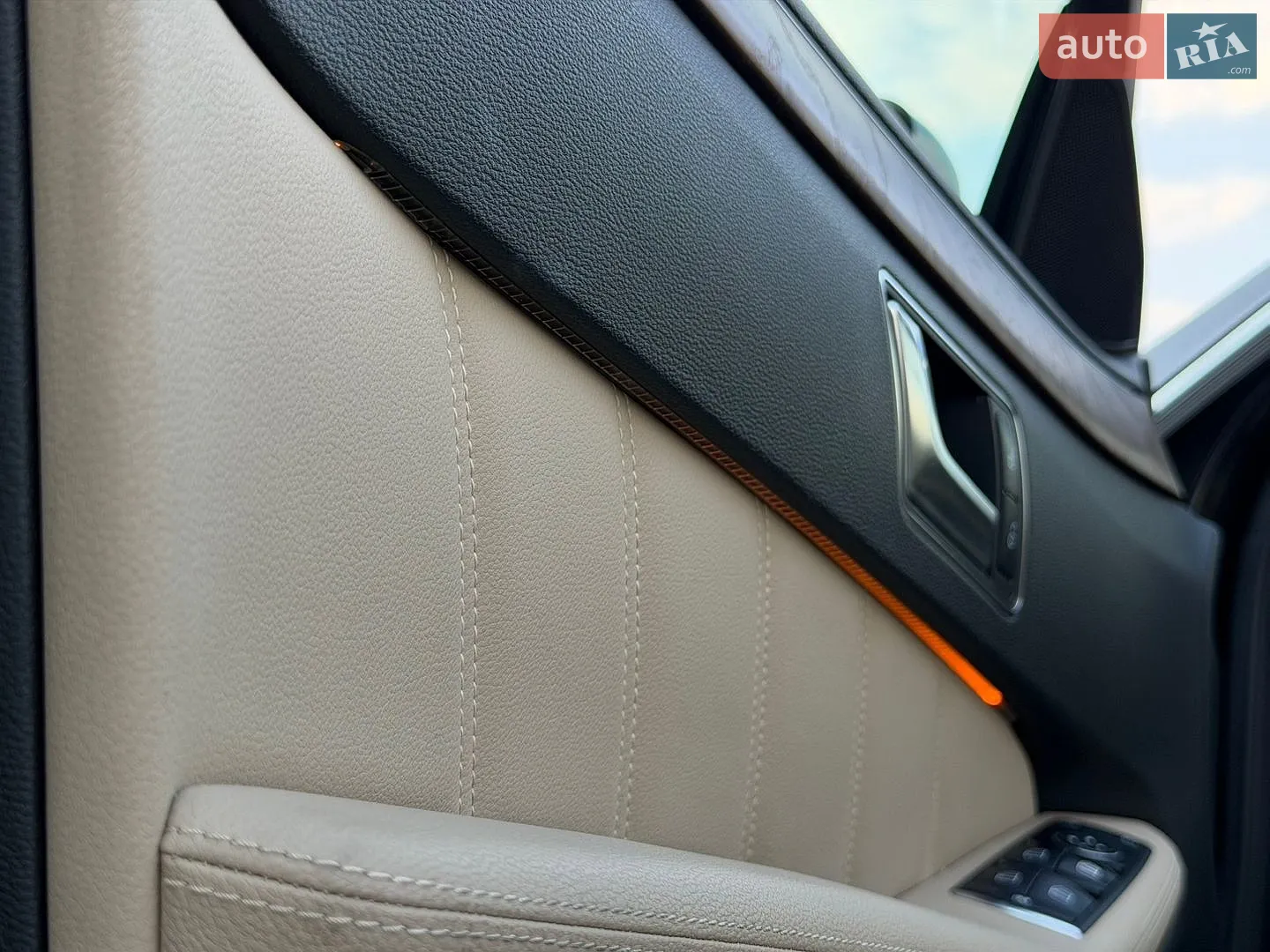 2013 Mercedes-Benz E-klasse - мініатюра 22