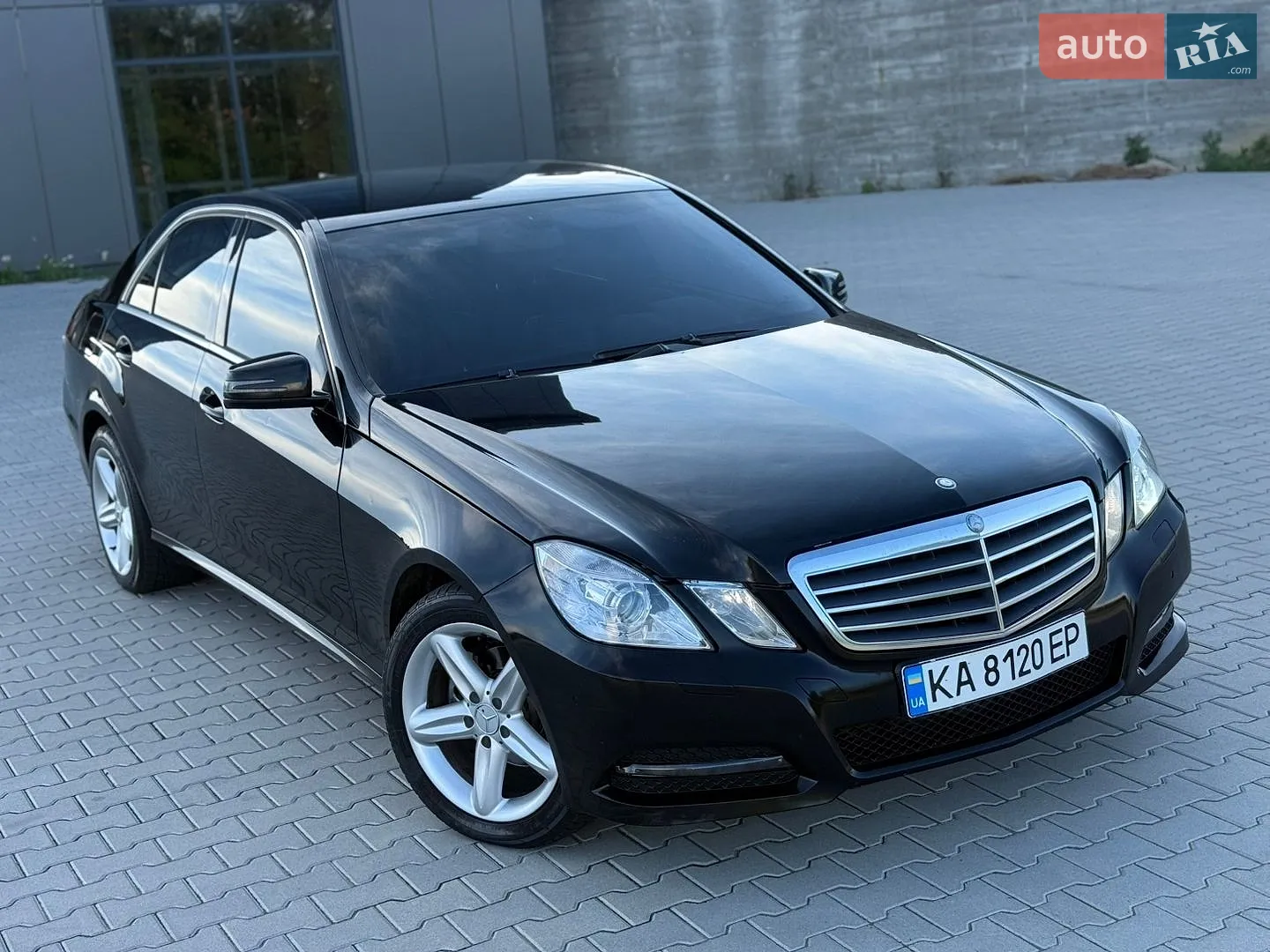 2012 Mercedes-Benz E-klasse - мініатюра 2