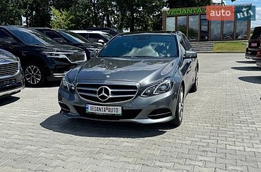 Седан Mercedes-Benz E-Class 2015 в Киеве Седан Mercedes-Benz E-Class 2015 в Киеве